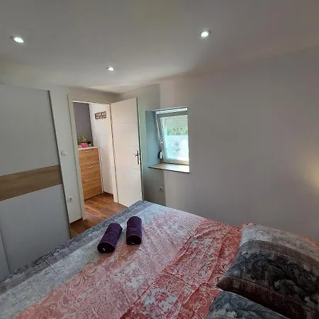 דירה Mexicana Pink זאדאר