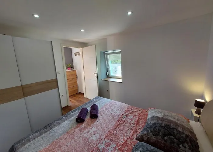 Апартаменты Mexicana Pink Задар